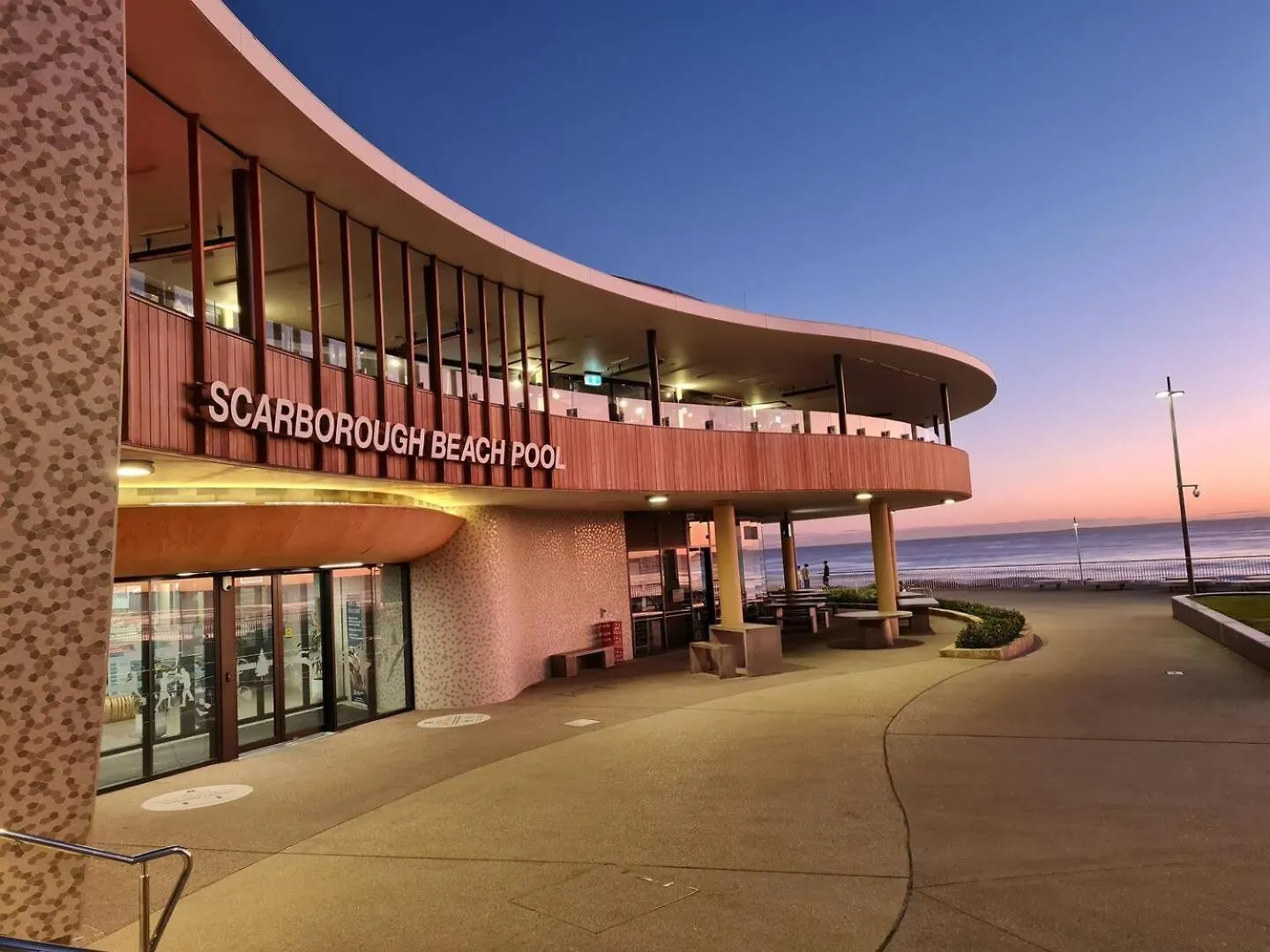 Chic 2 Bed Apartment On Scarborough Beach Perth 0*,  Australien