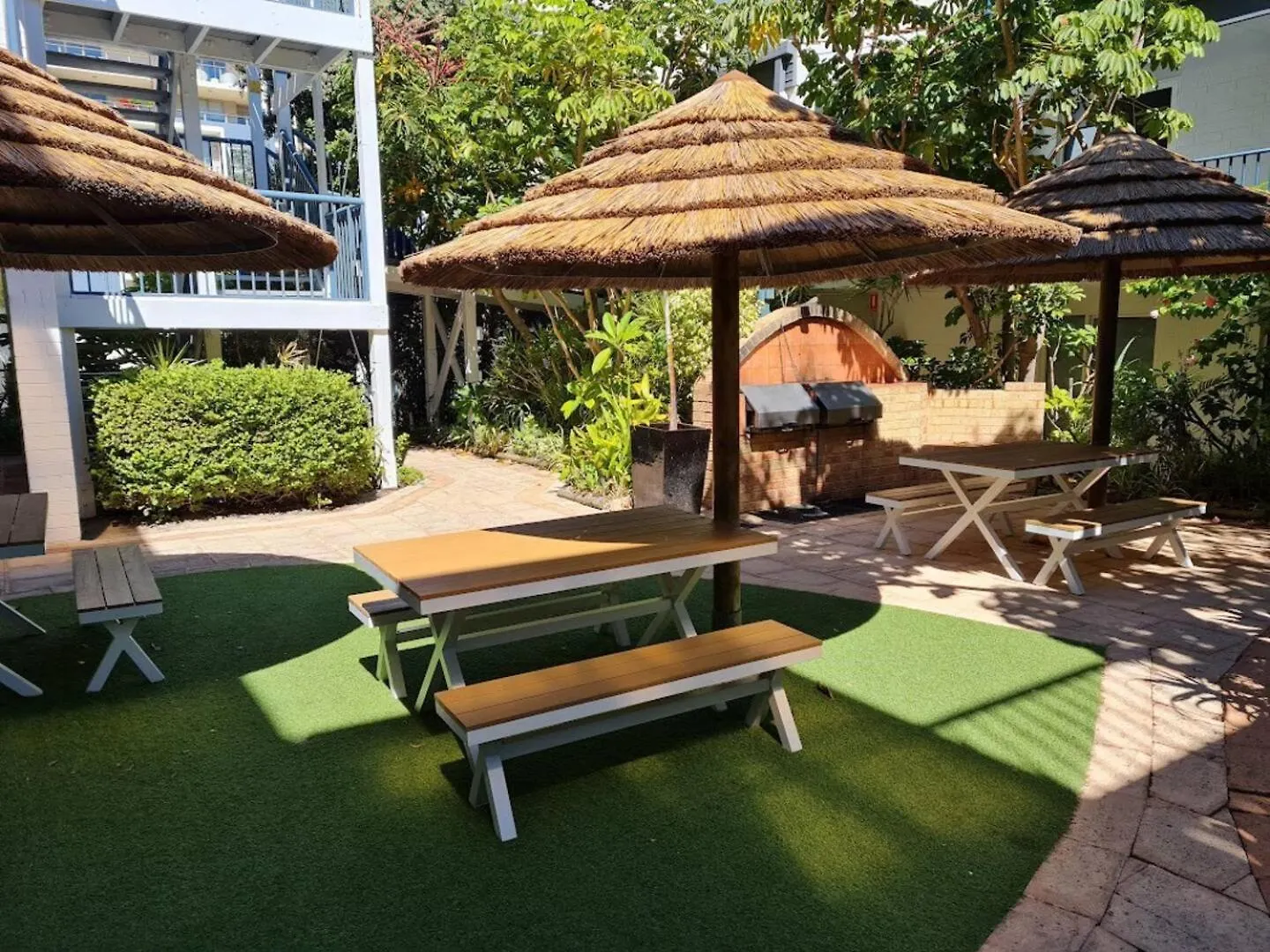 Chic 2 Bed Apartment On Scarborough Beach Perth Australien
